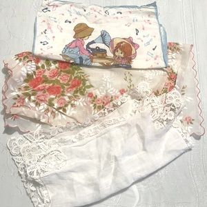 Vintage handkerchief’s 3 lots all sold together